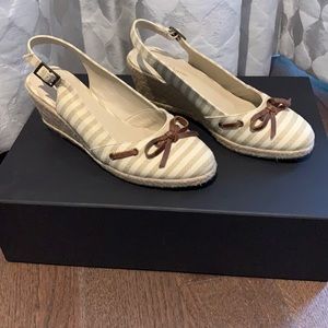 Never worn!  Cute shoes!  Size 7